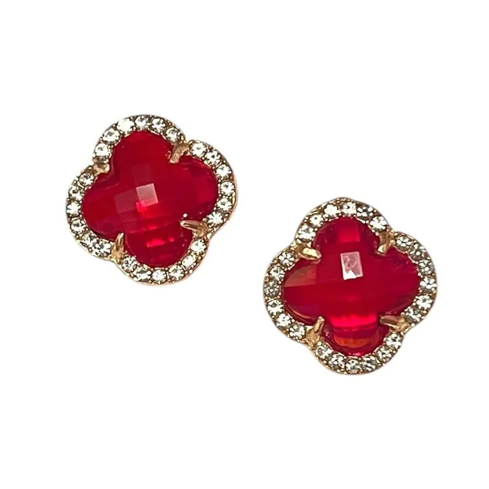 💎2/$30💎 Elegant Red And White Crystal Clover Gold Tone Stud Earrings